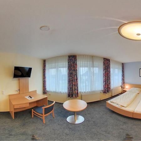 Wendeburg Hotel Restaurant Zum Jaegerheim מראה חיצוני תמונה