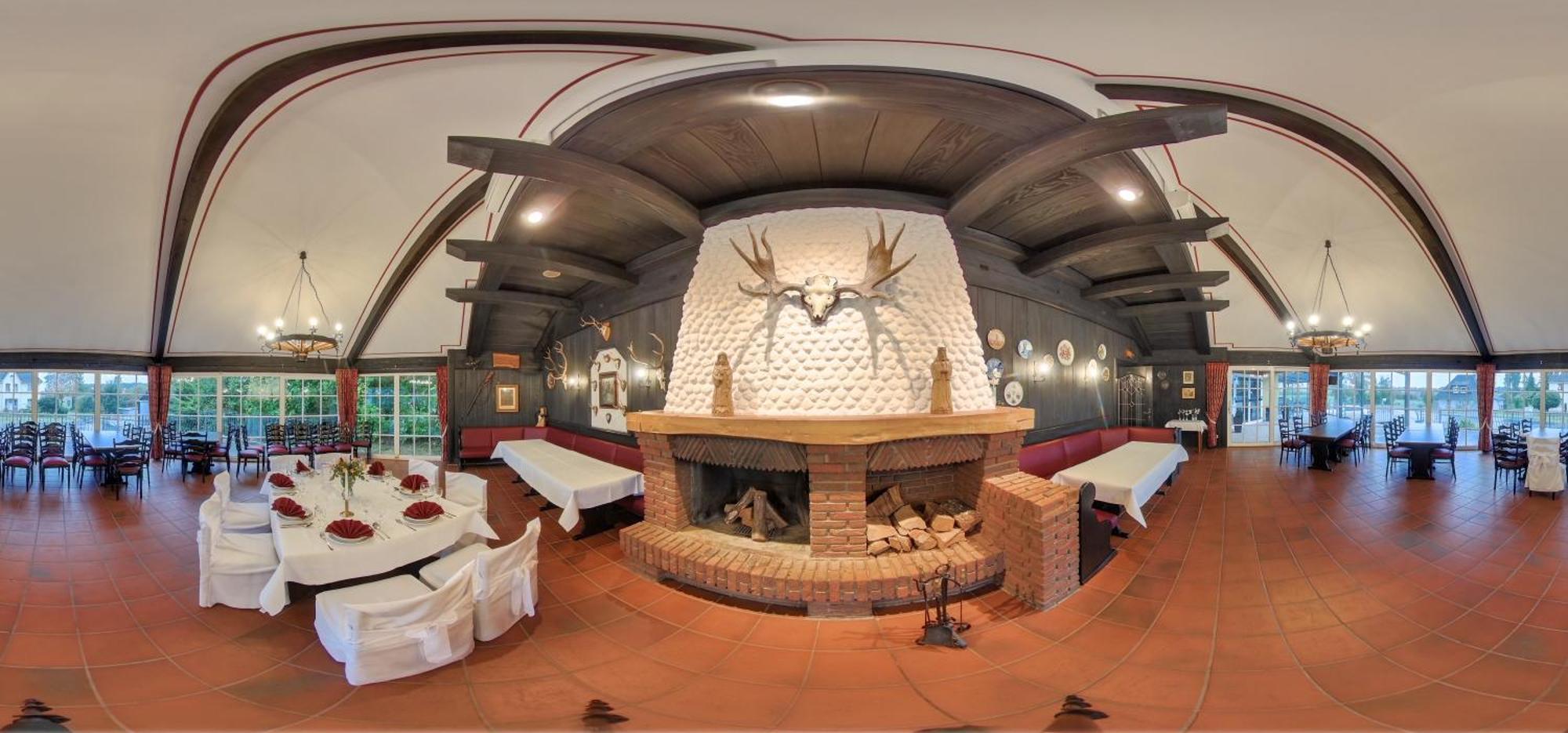 Wendeburg Hotel Restaurant Zum Jaegerheim מראה חיצוני תמונה
