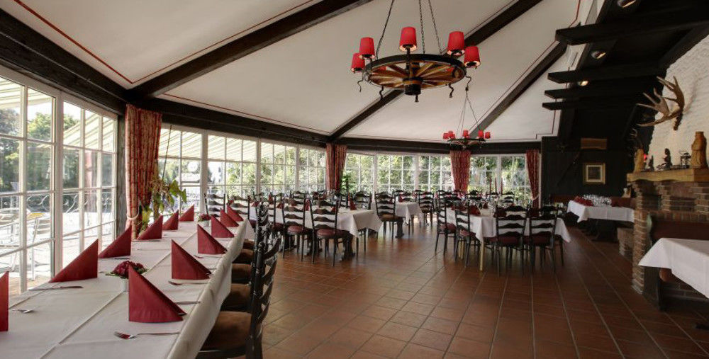 Wendeburg Hotel Restaurant Zum Jaegerheim מראה חיצוני תמונה